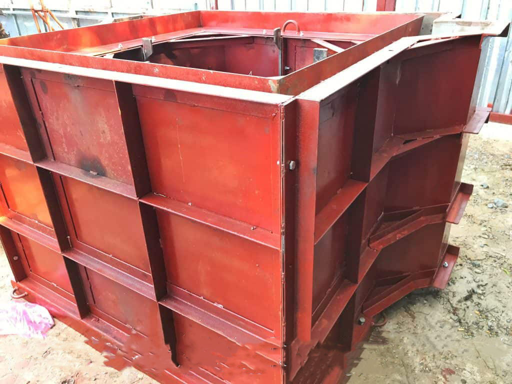 cop-pha-thep-cong-vuong